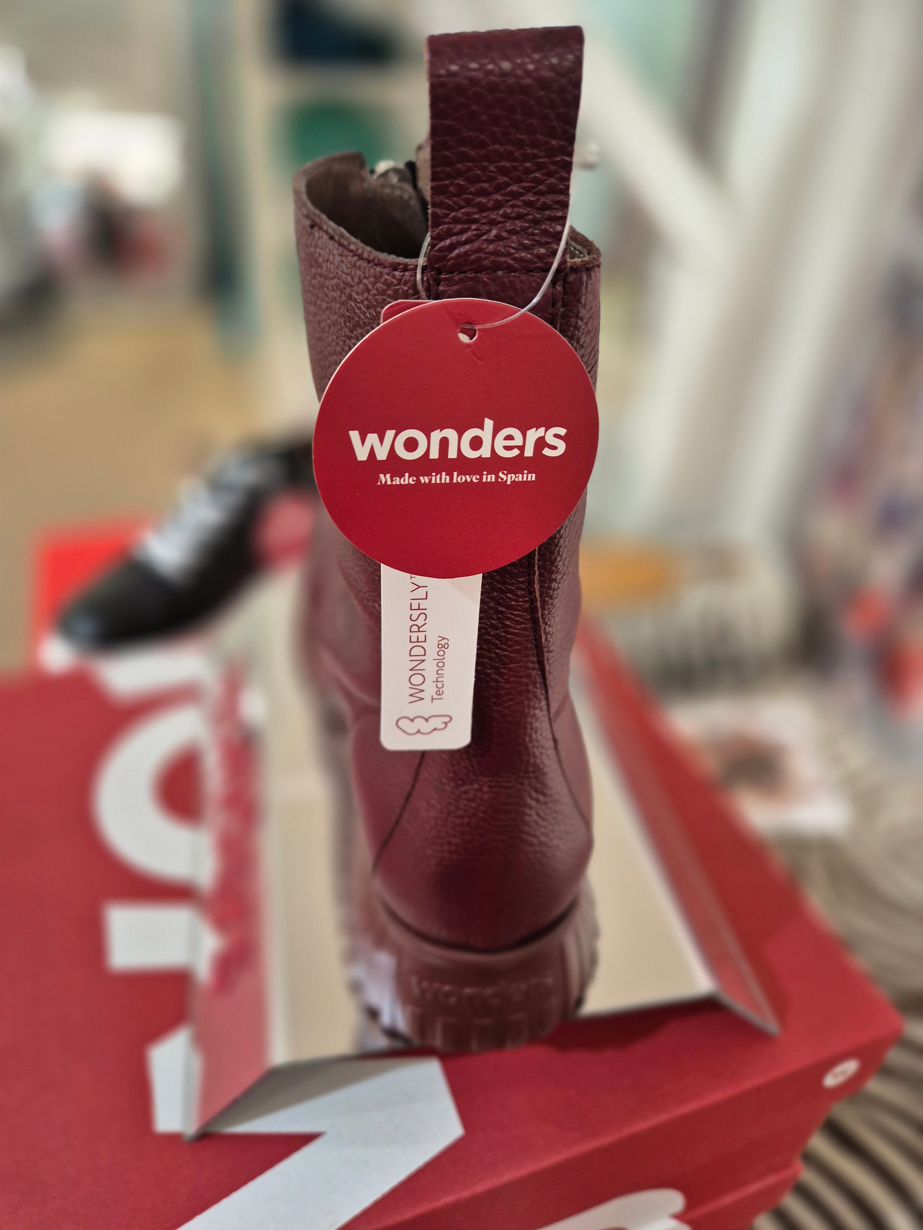 Wonders - Zip Front Boot