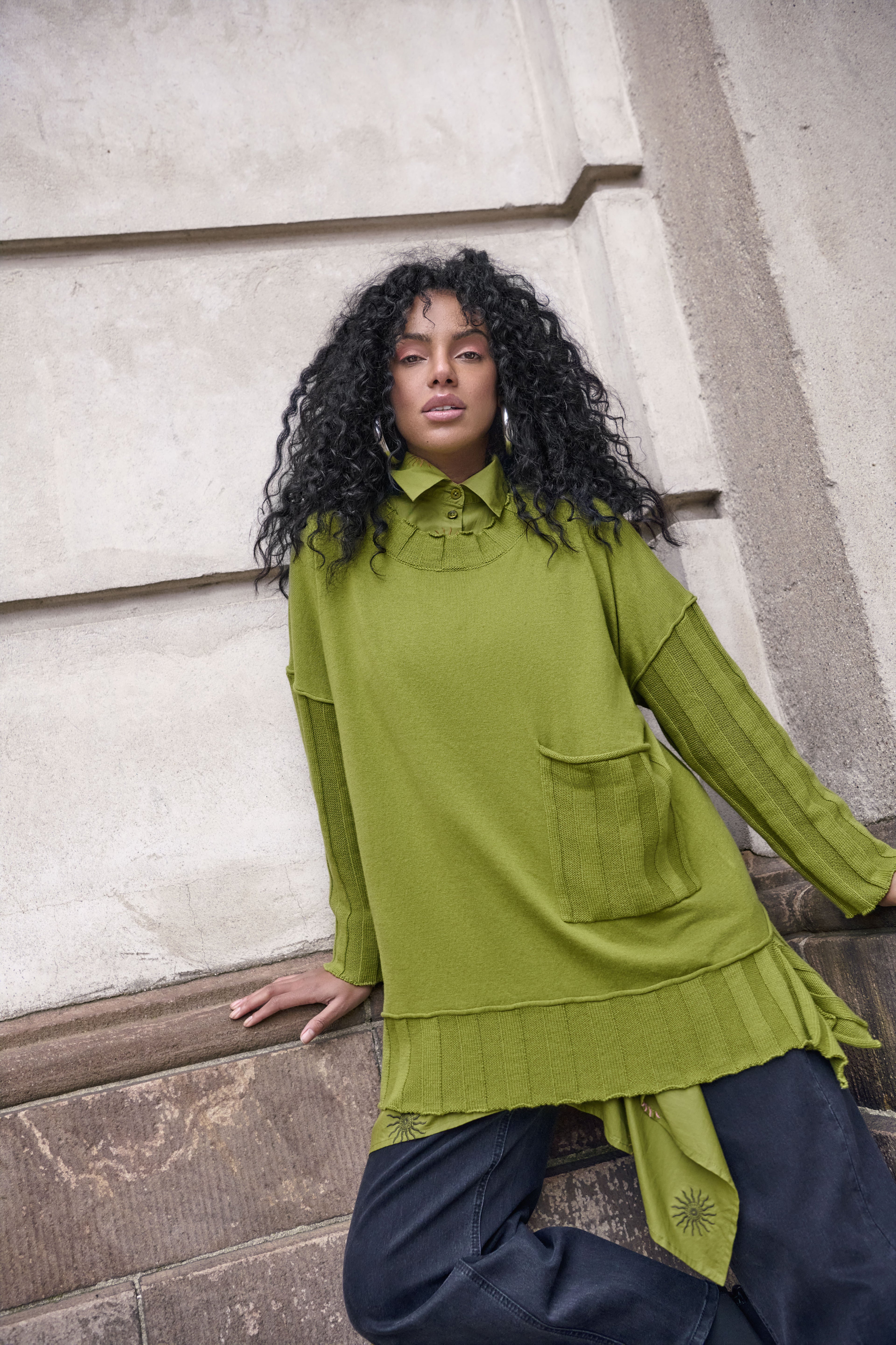 Noen - Olive Jumper
