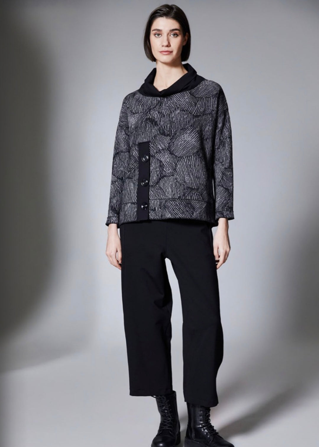 Peruzzi - Jacquard Button Top