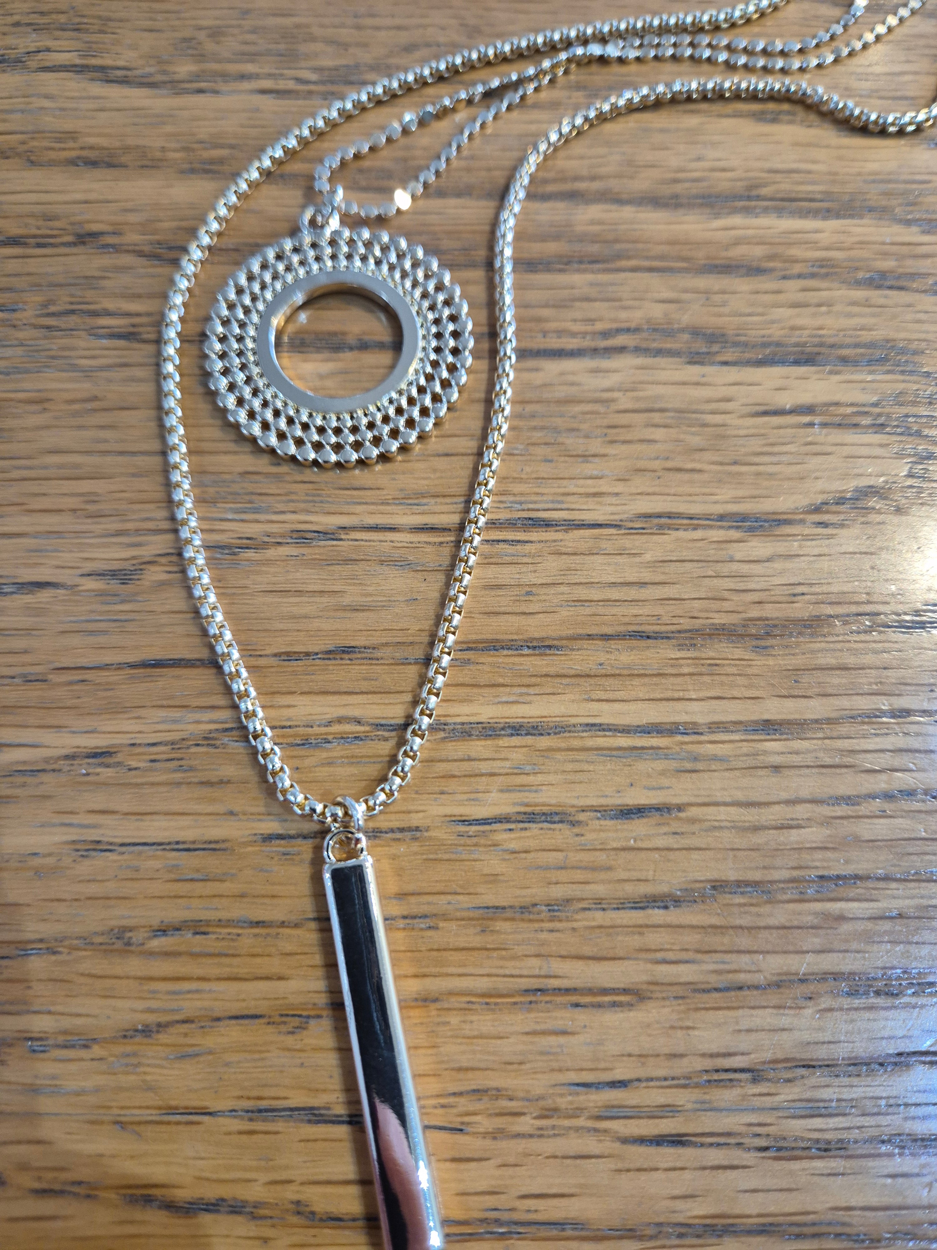 Envy - Circle/Bar Necklace