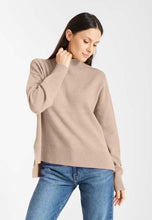 Load image into Gallery viewer, Frieda Freddies - Jumper
