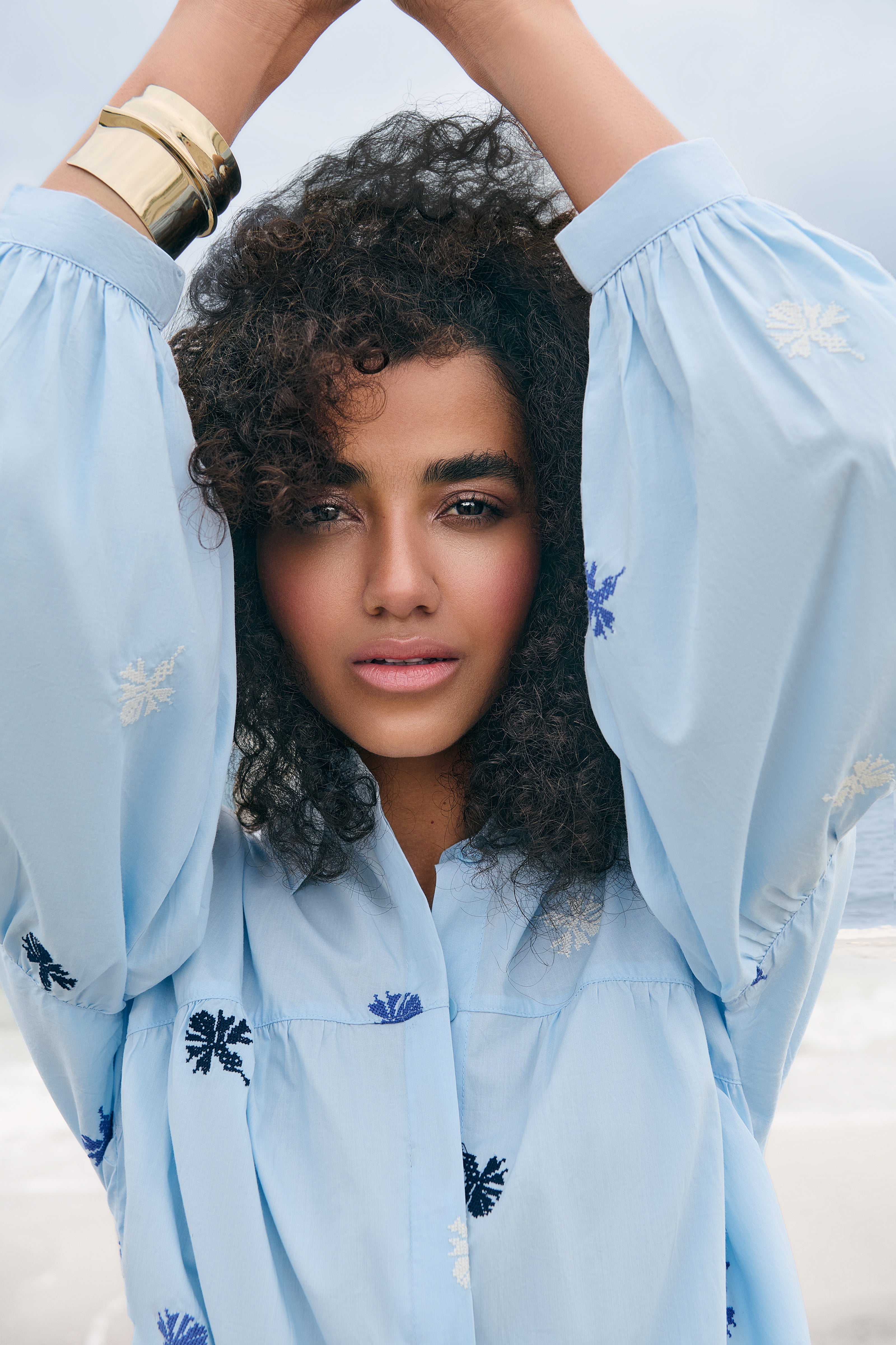 Noen Cross Stitch Embroidery Blue Shirt 86268