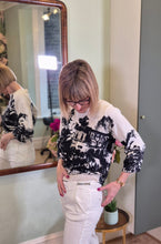 Load image into Gallery viewer, Monari - Dark Navy Printed Jumper
