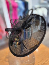 Load image into Gallery viewer, Failsworth- Fascinator
