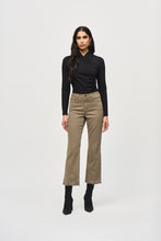 Load image into Gallery viewer, Joseph Ribkoff - Diamonte Hem Jeans
