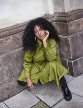 Load image into Gallery viewer, Noen - Green Funky Shirt
