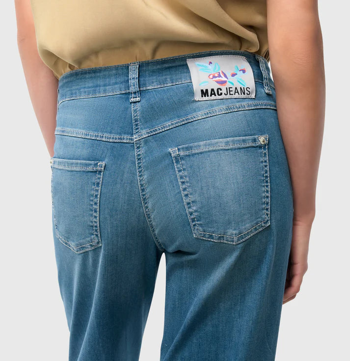 MAC Dream Wide Wonder Light Denim Jean 5441/90