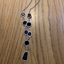 Load image into Gallery viewer, Envy - Stain glass necklace
