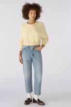 Load image into Gallery viewer, Oui - Cropped Jumper
