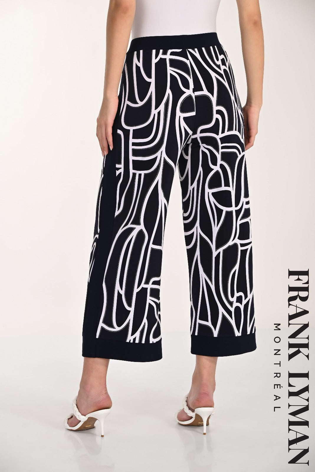 Frank Lyman 266115 Navy/White Printed Culotte Trouser