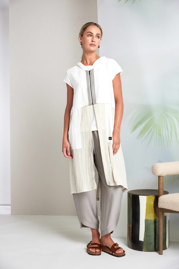 Naya Hooded Waistcoat With Contract Zip and Button Detail 157