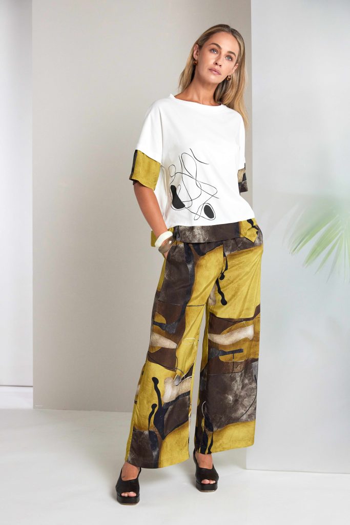 Naya Placement Print Top With Contrast Print Cuff And Hemline 262
