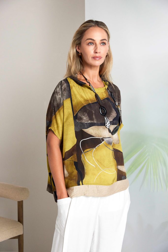 Naya High Neck Square Shape Print Top With Contrast Hem 275