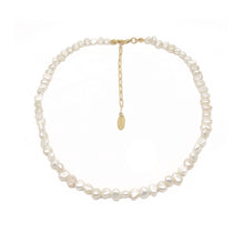 Load image into Gallery viewer, White Leaf - Freshwater Pearl Choker
