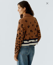 Load image into Gallery viewer, Oui - Camel Animal Jumper
