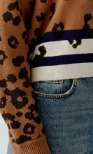 Load image into Gallery viewer, Oui - Camel Animal Jumper
