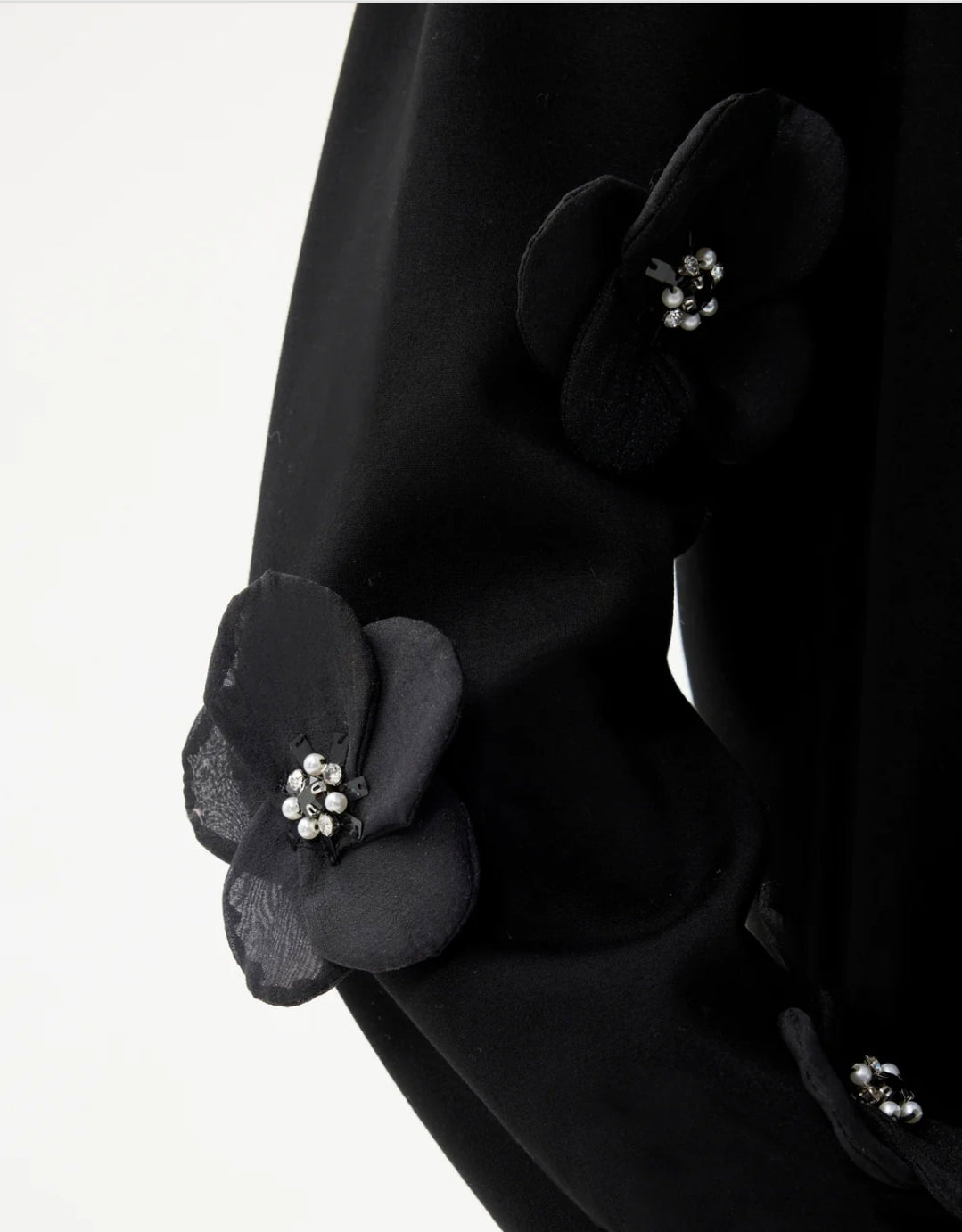 Leo & Ugo - 3D Flower Sweatshirt