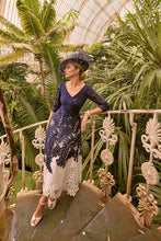 Load image into Gallery viewer, Veni Infantino - Two Tone Lace Dress
