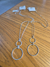 Load image into Gallery viewer, Envy - Diamonte Circle Necklace
