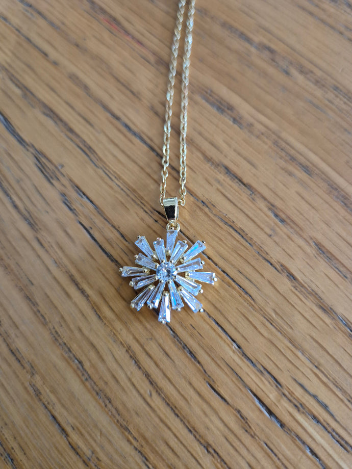 White Leaf - Cubic Zirconia Starburst Necklace